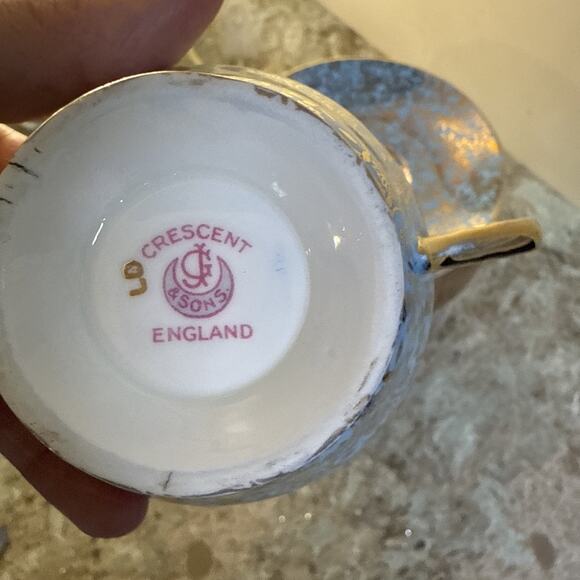 George Jones‎ & Sons JON158 England Tea Cup/Saucer Gold Floral Lace Footed RARE - Picture 5 of 7